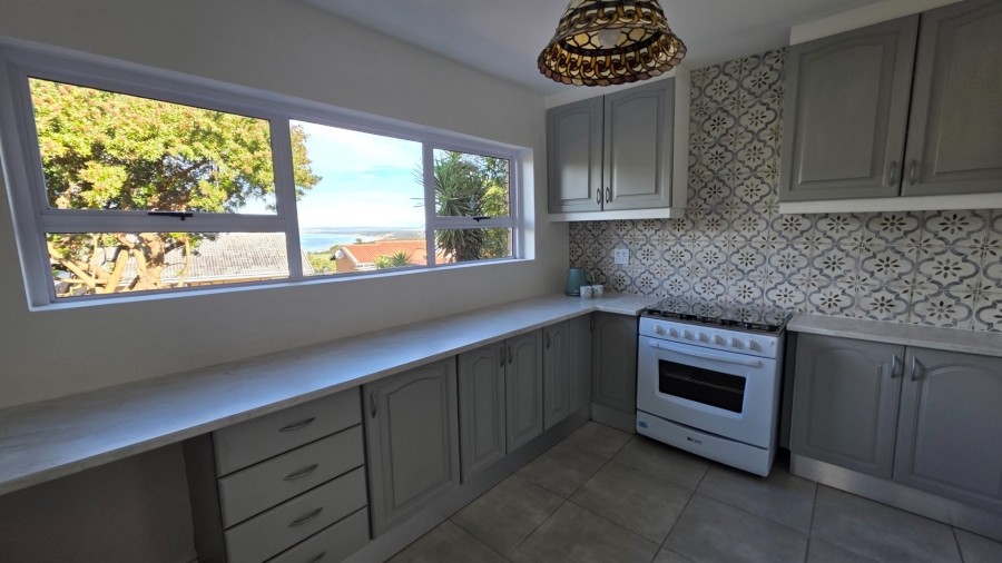 5 Bedroom Property for Sale in Dana Bay Western Cape